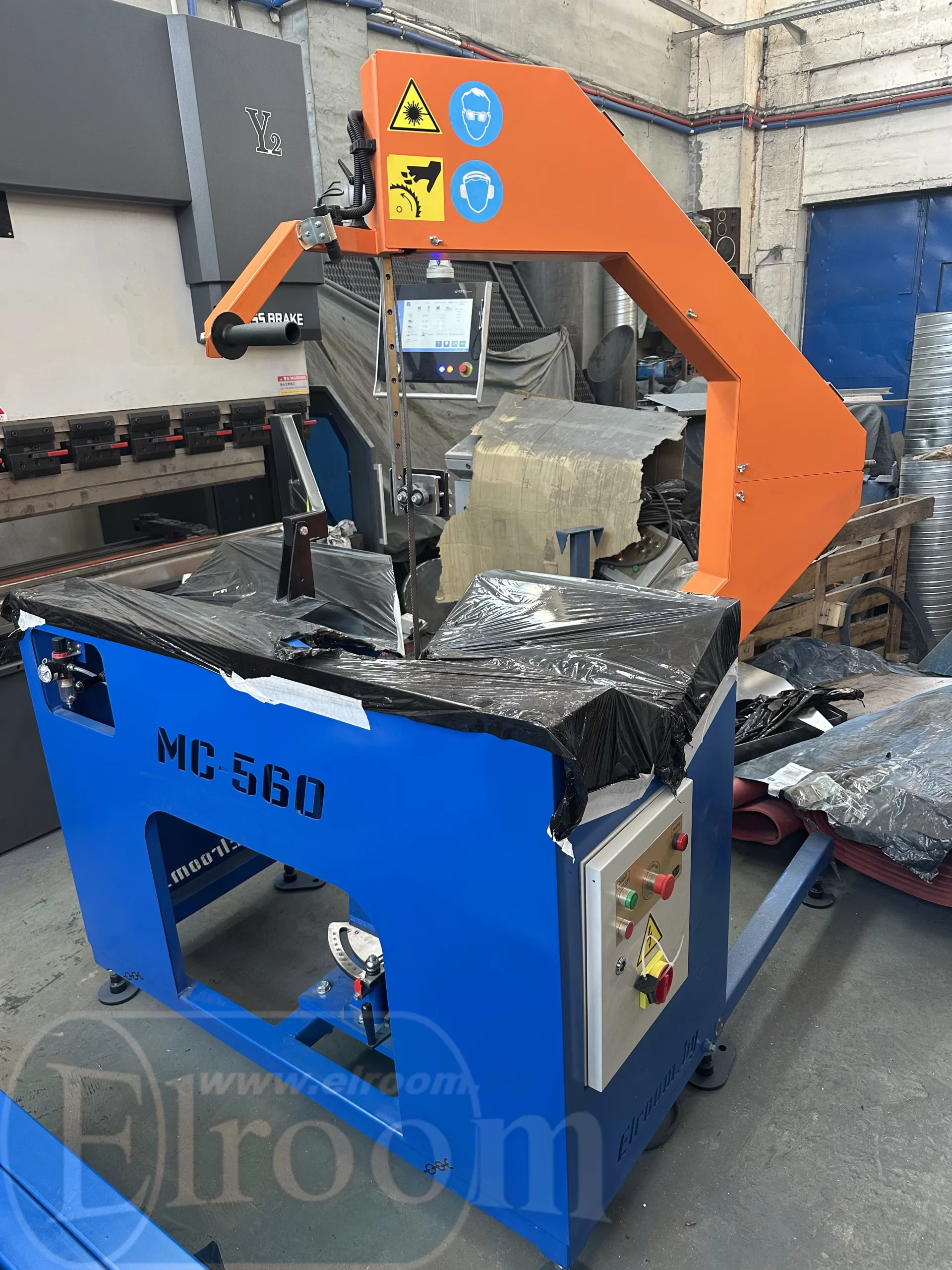 ленточная пила для пластиковых труб